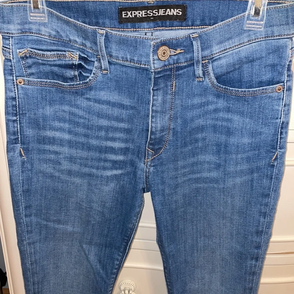 Express Jean Leggings - Picture 2 of 4